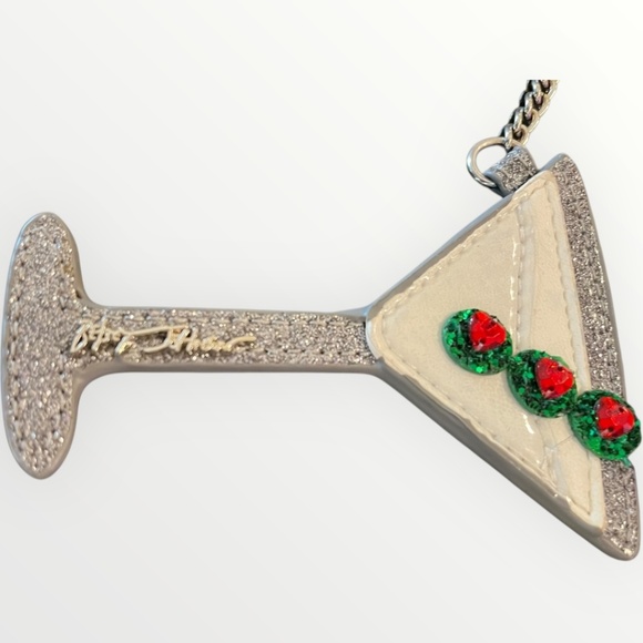 Betsey Johnson Glitter Dirty Martini Glass Purse Charm Keychain Cocktail Y2K - Picture 2 of 4